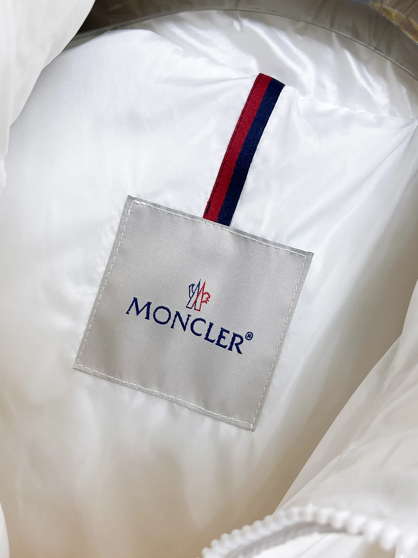 2026 New Arrival 。 Premium ， 90 Classic Logo ， ， ，Lightweight ， ， ！ ， ！ ， ， ， 。 ， ， ， ， ， 。 ！ Same Style Series！Sizes：M-3XL